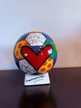Guarani Ball Red (2012) - Romero Britto